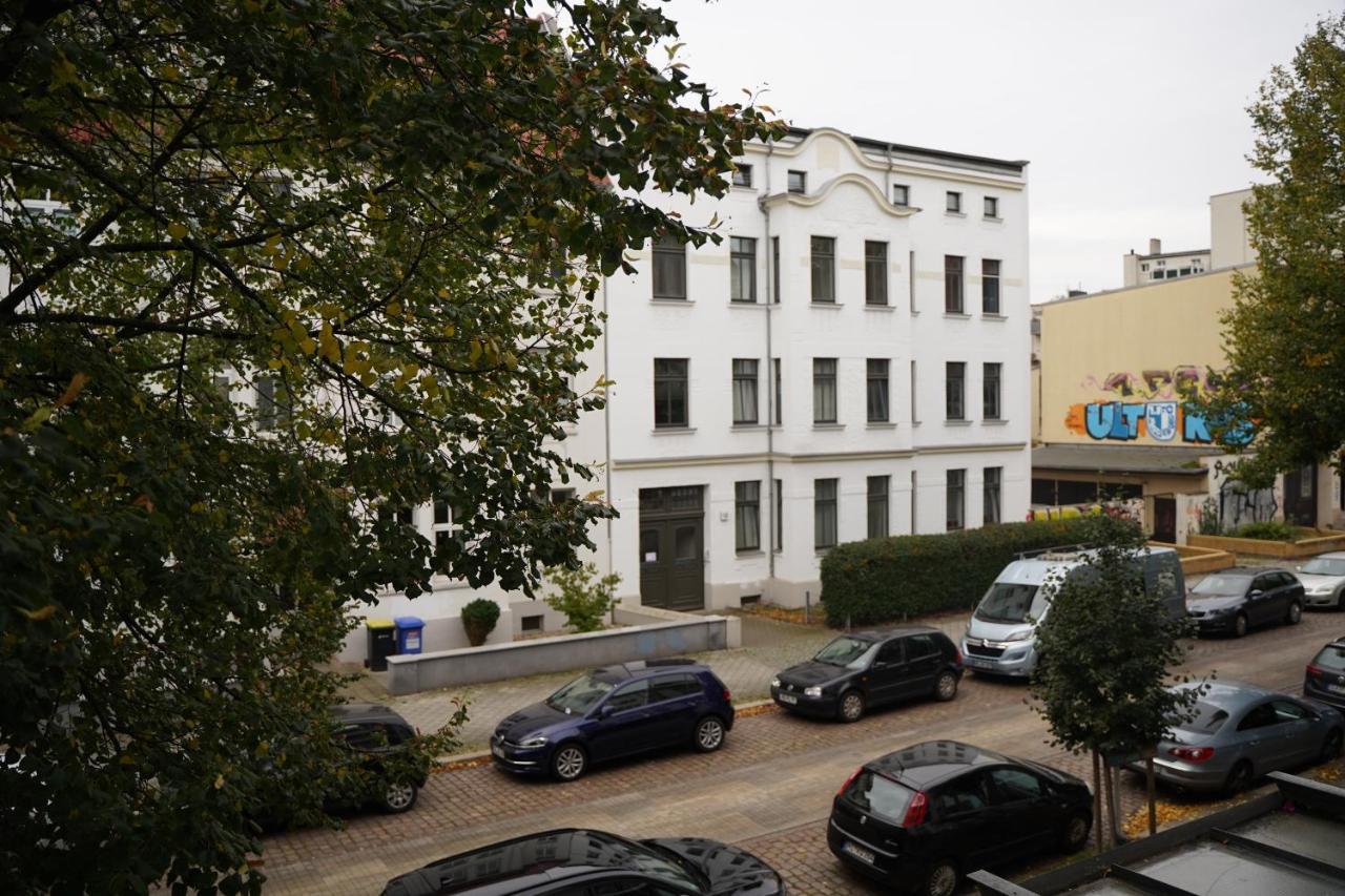 Raum921 - Stilvolles Apartment - Wlan, Tiefgarage, Kueche, Netflix Maagdenburg Buitenkant foto